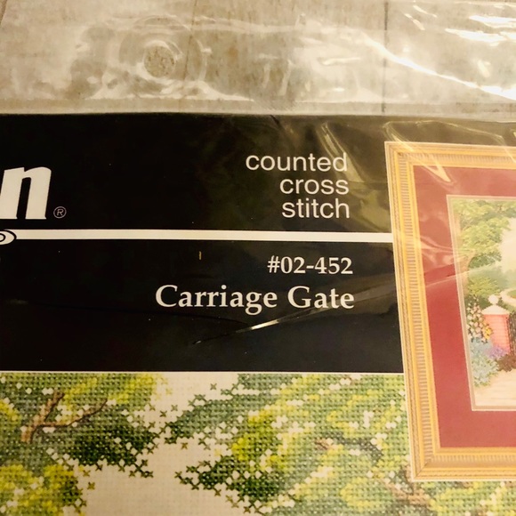 Cross Stitch Kit Carriage Gate 02-452 New Janlynn - Picture 6 of 6